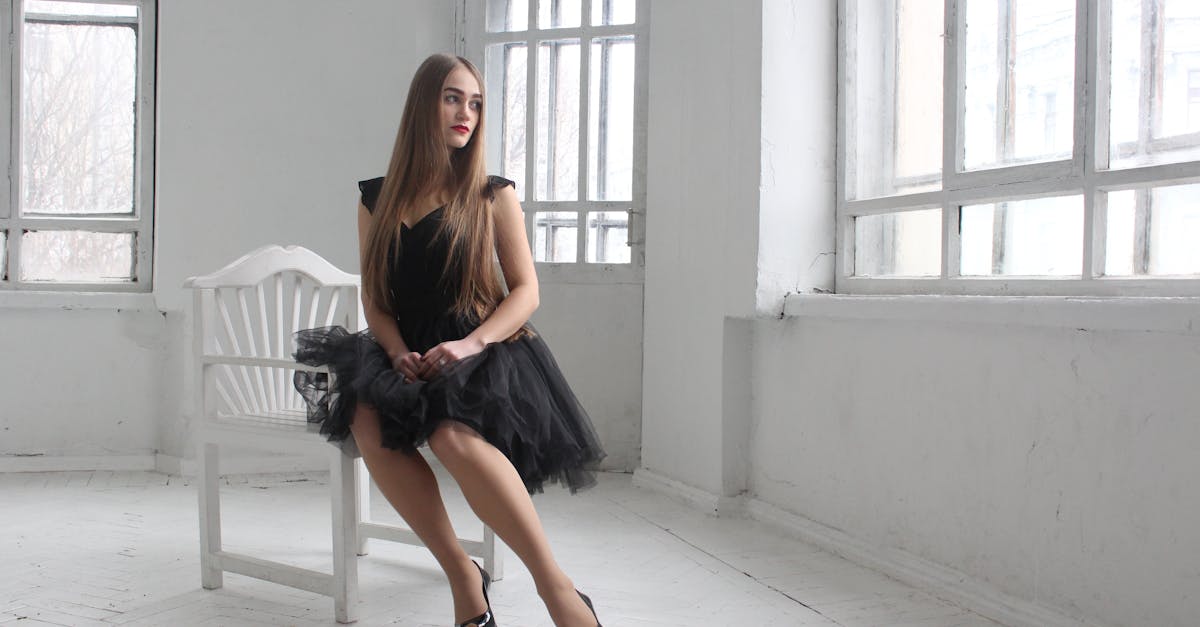 découvrez notre collection de robes élégantes et stylées, parfaites pour toutes les occasions. optez pour des designs uniques et des matières de qualité pour sublimer votre garde-robe.