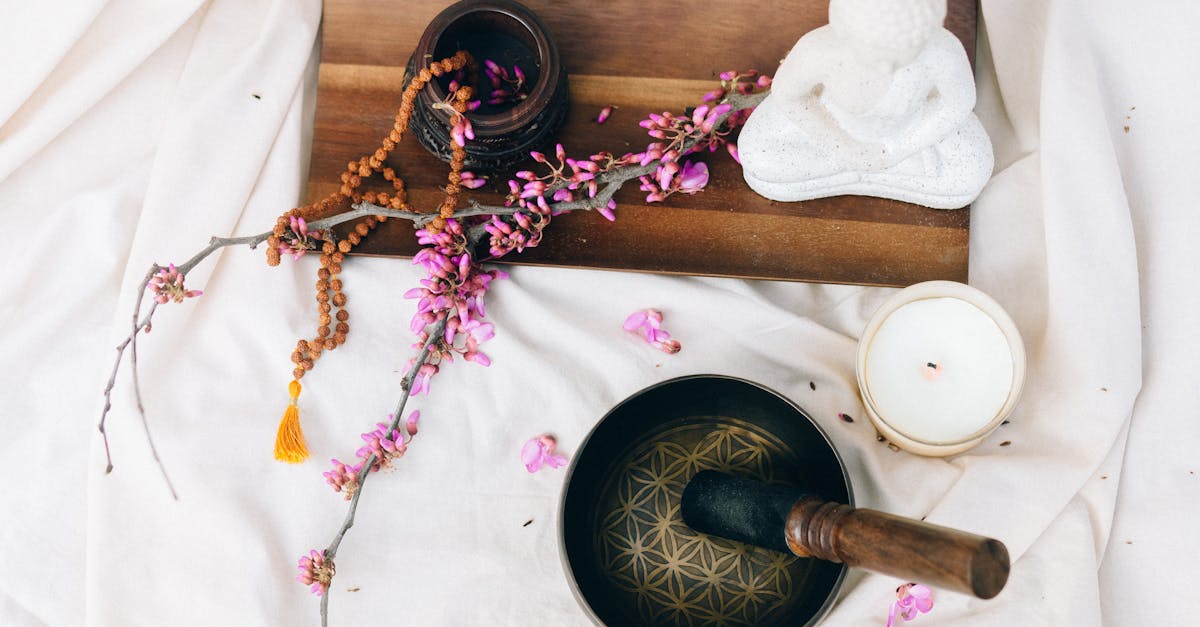 découvrez les bienfaits de l'acupression avec notre tapis d'acupressure. idéal pour soulager le stress, réduire les douleurs musculaires et favoriser la relaxation, ce tapis vous offre une expérience zen à domicile. offrez à votre corps le repos qu'il mérite et plongez dans un bien-être total.