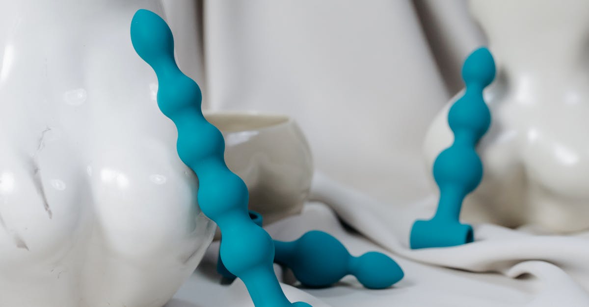découvrez notre sélection de sex toys de qualité pour pimenter votre vie intime. que vous soyez novice ou expert, trouvez l'accessoire idéal pour explorer de nouvelles sensations et renforcer vos moments de plaisir en solo ou en couple.