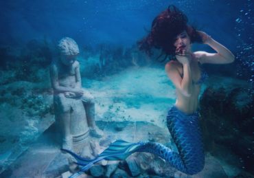 découvrez notre collection éblouissante de costumes de sirène qui feront briller votre imagination. que ce soit pour un carnaval, une fête ou un événement thématique, trouvez le costume parfait qui vous plongera dans l'univers enchanteur des sirènes.