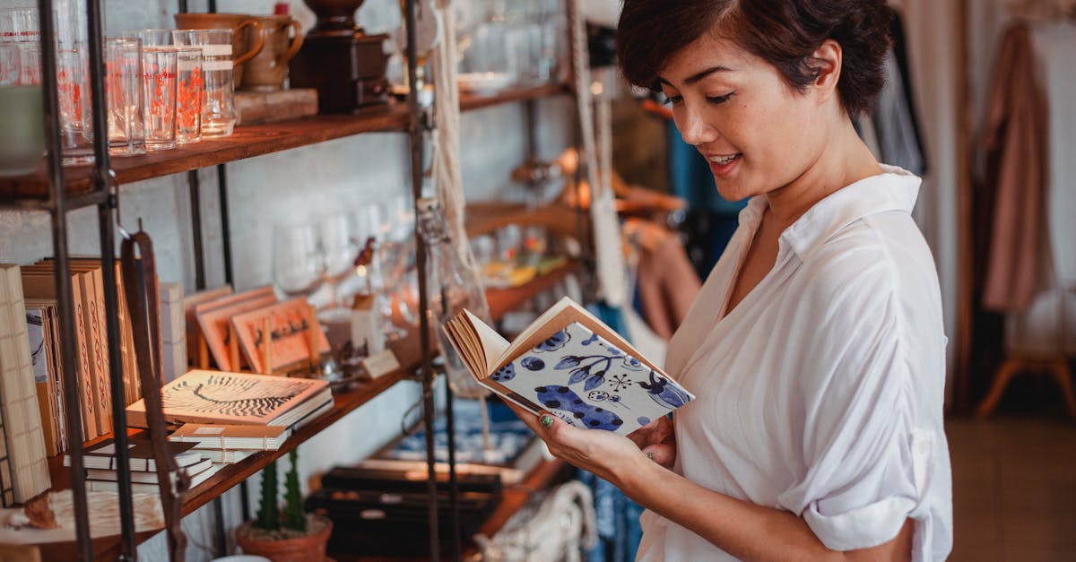 découvrez une sélection d'accessoires de lecture indispensables pour améliorer votre expérience de lecture. explorez des marque-pages, des lampes de lecture, des supports de livres et bien plus encore pour plonger dans vos livres préférés avec confort et style.