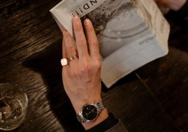 découvrez notre sélection d'accessoires de lecture qui améliorent votre expérience littéraire. que ce soit des lampes, des marque-pages ou des aides à la concentration, trouvez tout ce dont vous avez besoin pour profiter pleinement de vos livres préférés.