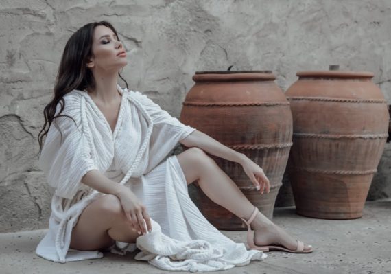 découvrez notre collection de robes en terracotta, alliant élégance et confort. parfaite pour toutes les occasions, ces robes tendance vous séduiront par leurs couleurs chaleureuses et leur style intemporel.