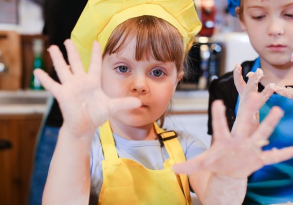 découvrez nos meilleurs conseils et astuces de cuisine pour réussir toutes vos recettes, gagner du temps en cuisine et améliorer vos compétences culinaires facilement !