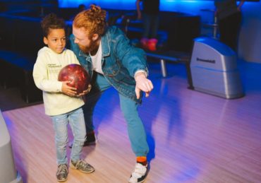 découvrez le coaching parental : des conseils personnalisés pour améliorer la communication, renforcer les liens familiaux et accompagner vos enfants dans leur développement avec bienveillance.